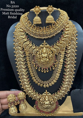 Mangomala Bridal Set With Gold plated Work