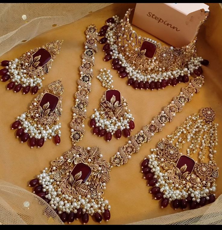 Hina Mango Full Bridal Set With Diamond Work